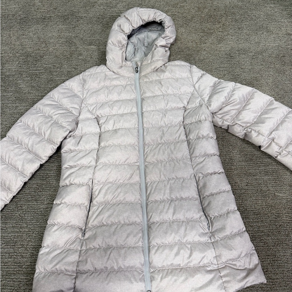 Eddie Bauer ran  Quilted Hooded Puffer Coat
